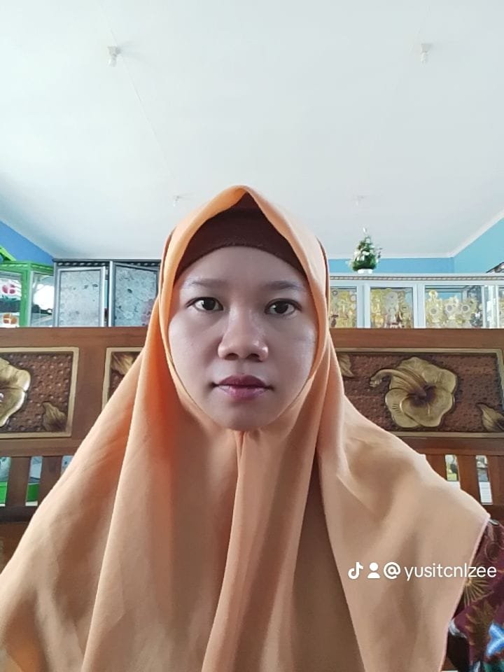 Yusi tanjung sari